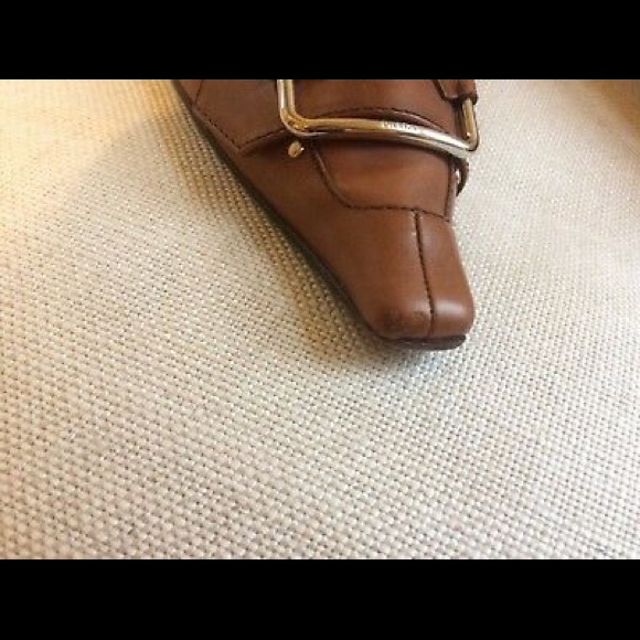 Prada Pumps Brown Leather Buckle Retro Kitten Heel - Picture 8 of 8